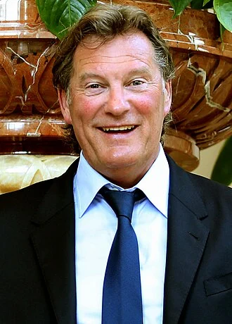 Glenn Hoddle height profile photo