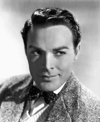 Glenn Langan height profile photo