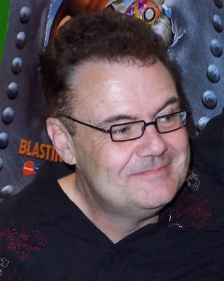 Glenn Shadix height profile photo