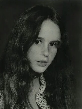 Glynnis O'Connor height profile photo