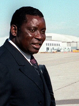 Gnassingbé Eyadéma height profile photo