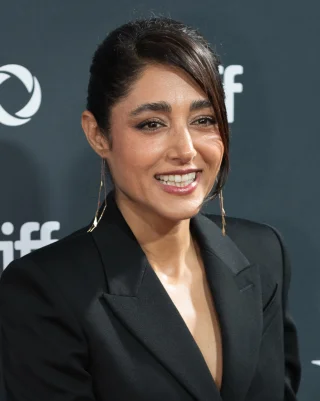 Golshifteh Farahani height profile photo