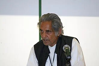 Gopaldas Neeraj height profile photo