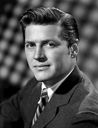 Gordon MacRae height profile photo