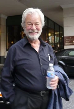Gordon Pinsent height profile photo