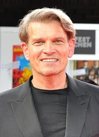 Götz Otto height profile photo