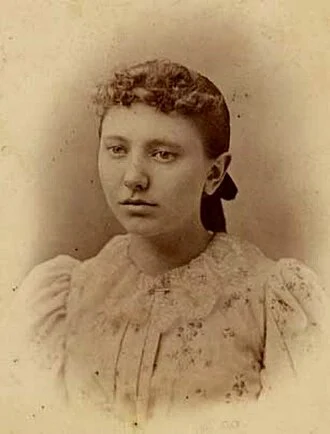 Grace Ingalls height profile photo