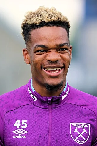 Grady Diangana height profile photo