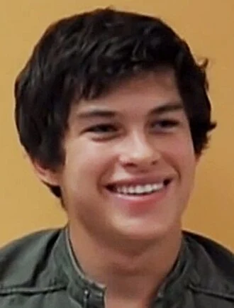Graham Phillips (actor) height profile photo