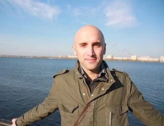 Graham Phillips (blogger) height profile photo