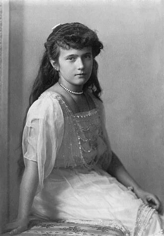 Grand Duchess Anastasia Nikolaevna of Russia height profile photo