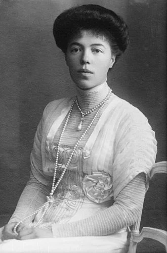 Grand Duchess Olga Alexandrovna of Russia height profile photo