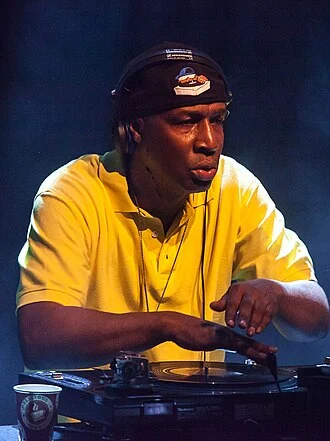Grandmaster Flash height profile photo