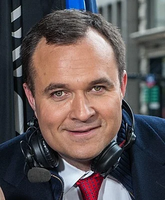Greg Kelly height profile photo