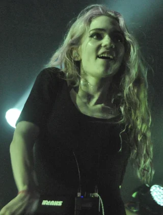 Grimes height profile photo
