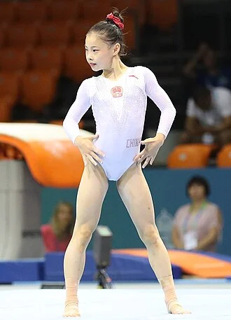 Guan Chenchen height profile photo