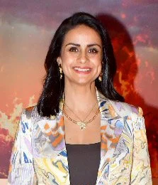 Gul Panag height profile photo