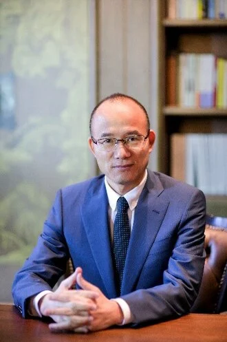 Guo Guangchang height profile photo