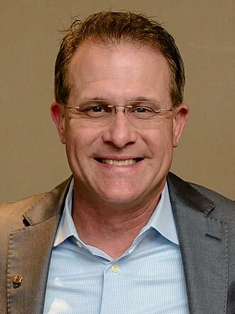 Gus Malzahn height profile photo