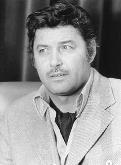 Guy Williams (actor) height profile photo