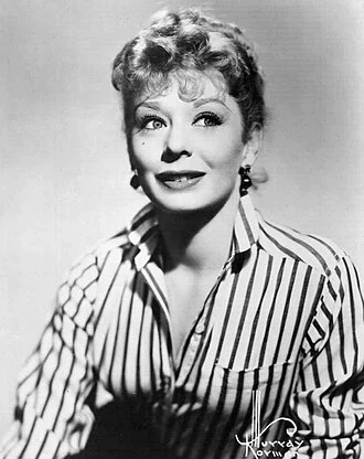 Gwen Verdon height profile photo