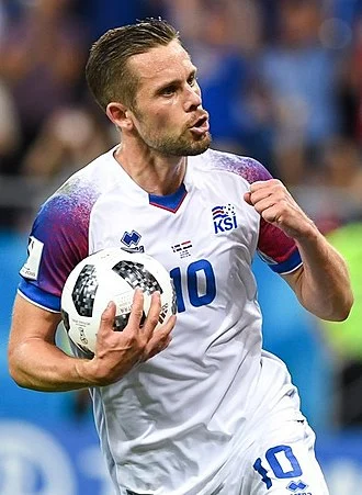 Gylfi Sigurðsson height profile photo