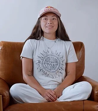 Hailey Langland height profile photo