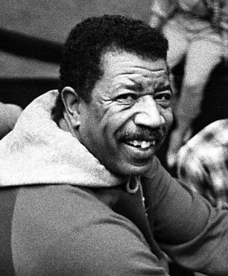 Hal Williams height profile photo