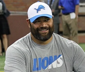 Haloti Ngata height profile photo