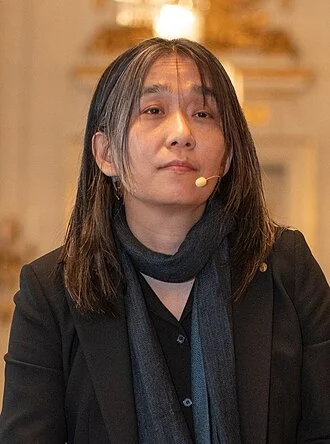 Han Kang height profile photo