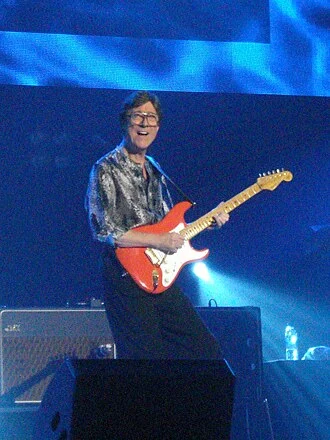 Hank Marvin height profile photo
