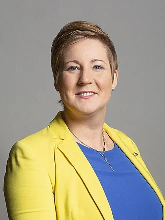Hannah Bardell height profile photo
