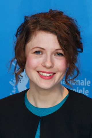 Hannah Steele height profile photo