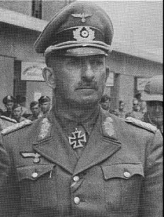 Hans-Jürgen von Arnim height profile photo