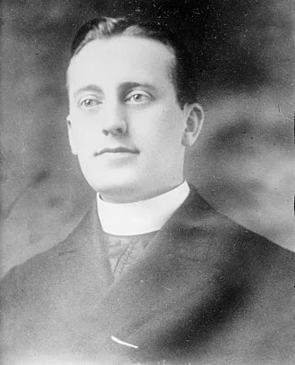 Hans Schmidt (priest) height profile photo
