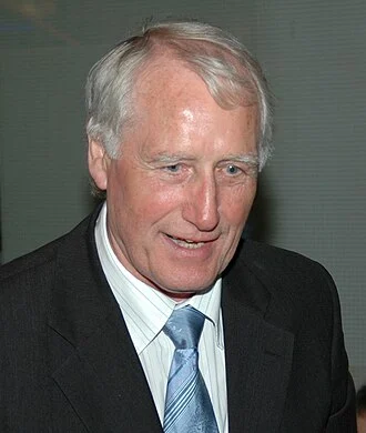 Hans Tilkowski height profile photo