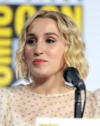 Harley Quinn Smith height profile photo