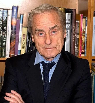 Harold Evans height profile photo