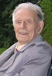 Harry Patch height profile photo