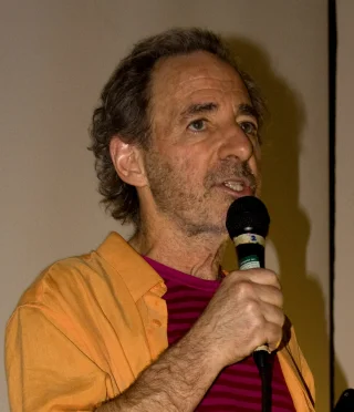 Harry Shearer height profile photo
