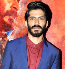 Harsh Varrdhan Kapoor height profile photo