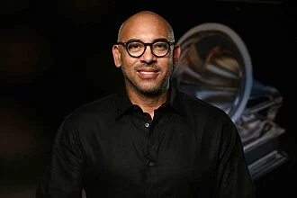 Harvey Mason Jr. height profile photo
