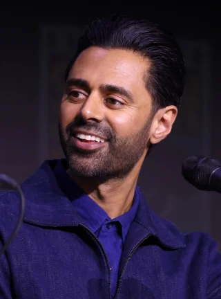 Hasan Minhaj height profile photo