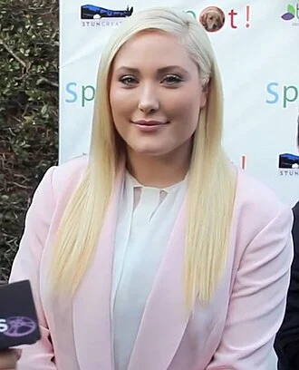 Hayley Hasselhoff height profile photo
