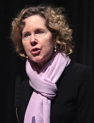 Heather Mac Donald height profile photo