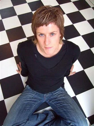 Helen FitzGerald height profile photo