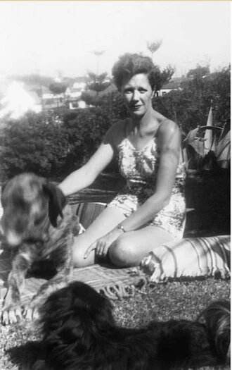 Helen Joseph height profile photo