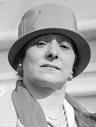 Helena Rubinstein height profile photo