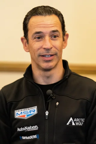 Hélio Castroneves height profile photo