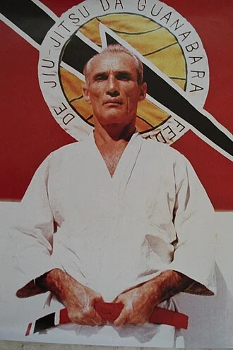 Hélio Gracie height profile photo